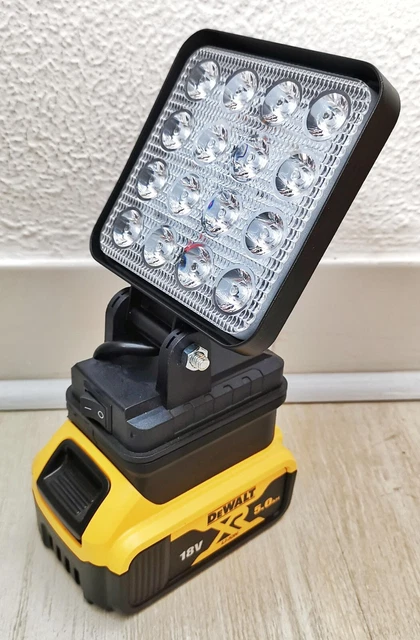 Lampe Torche LED Dewalt DCL508N 10,8V - Compacte Avec Crochet, Outil Seul
