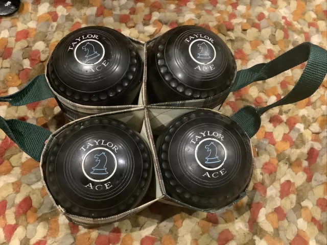 Taylor Ace Lawn Bowls Size 5 - Rook Motif - Excellent Condition - 06