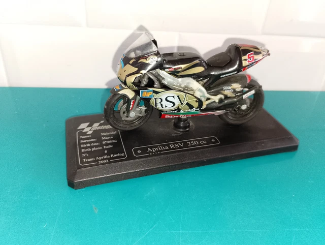 De Agostini Altaya 1/24 Moto APRILIA RSV250 Marco Melandri 2002 MIB