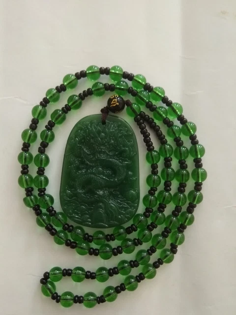 Beautiful Hand Carved Green Jade Dragon Lucky Amulet Pendant Necklace-UK seller