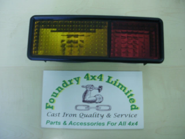 Pair Of New Rear Bumper Lights (LHS & RHS) For Land Rover Discovery 1 300TDI - AMR6509/AMR6510