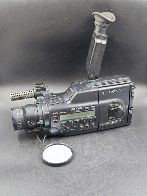 Caméra SONY Handycam DCR-VX700E et accessoires - Collection