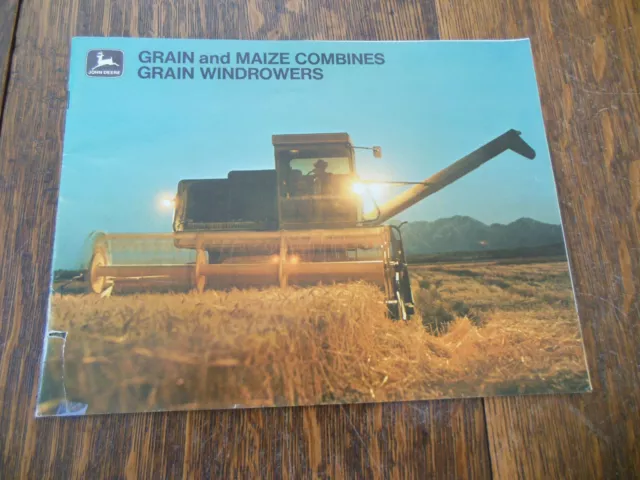 Vintage 1972 John Deere Grain & Maize Combines Grain Windrowers Brochure