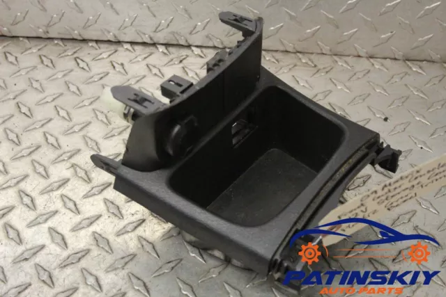 2009 Toyota Matrix Avant Centre Console Rangement 12V Prise Plastique Bord Mi 09