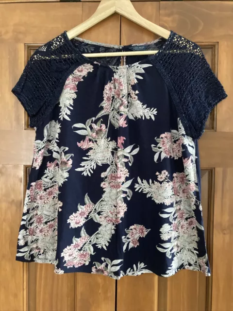 Lucky Brand women’s navy floral short sleeve blouse top size Large