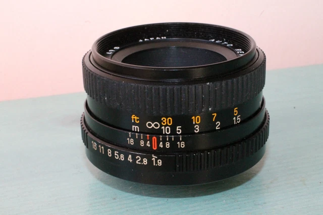 objectif Auto Revuenon ZOOM MC 1:4,5 F = 80-200 mm dm.52 - No.947091