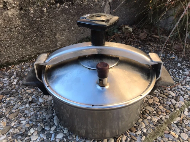 ancienne cocotte minute SEB OVALE 6 Litres aluminium