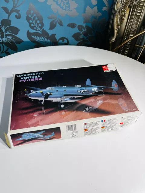 Lockheed PV-1 Ventura FA050 Academy/Minicraft Aircraft Model Kit