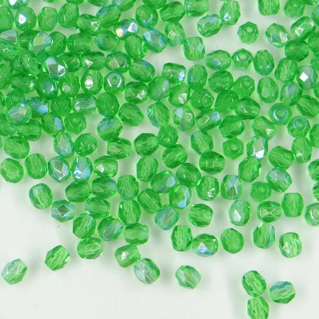 F4  PX *** 60 perles à facettes verre de Bohême 4mm  PERIDOT AB