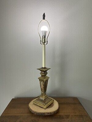 Stiffel cast brass buffet or table lamp Hollywood Regency bouillotte style