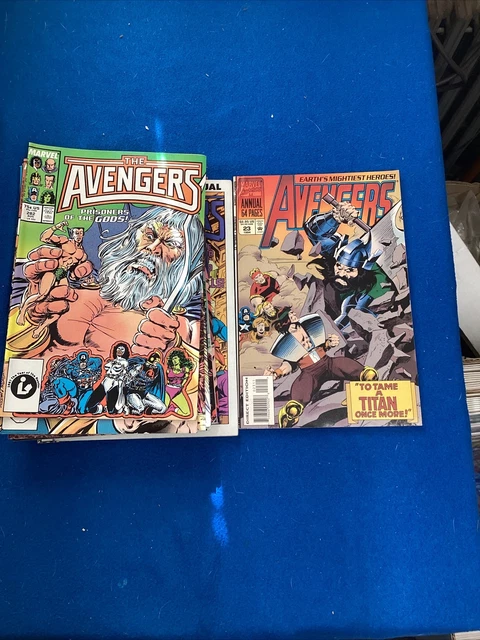 Marvel: Avengers Comic Lot (20)VF to NM,see Photos