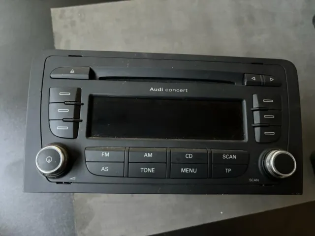 Audi A3 8P Facelift Auto Radio Concert II+ 2 Din CD MP3 8P0035186P