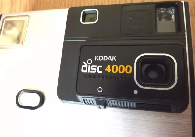 Kodak Disc 4000 Vintage 80s Camera uses Disc Film With case & Manual Made In USA