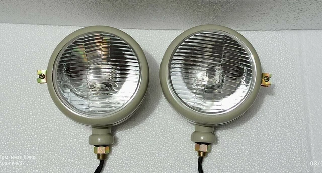 Head Light Set (LH +RH) for David brown tractor - 12 V with Halogen bulbs fitted