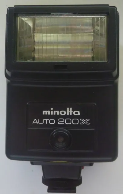 Minolta AUTO ELECTROFLASH 200X shoe mount flash +wide panel, case, manual TESTED 3