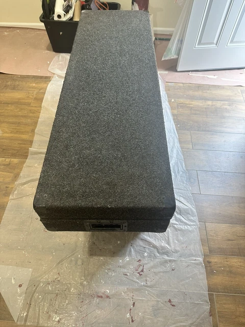 dj hard carpeted flight case for mixer  W/2 GEMINI Turntables XL-BD10