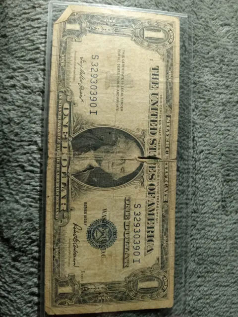 1935-F **STAR NOTE** $1 Dollar Blue Seal Silver Certificate 