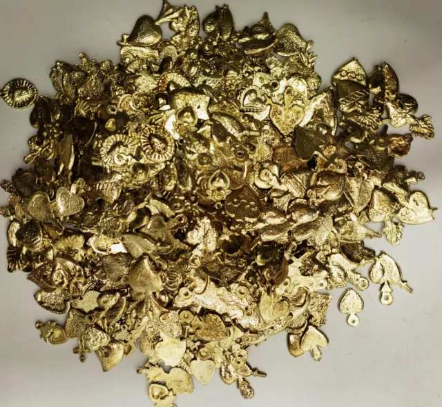 500 Hearts MILAGROS, Gold color, mexican folk art wholesale lot, 1 pound