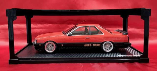 Ignition Model 1/18 Nissan Skyline 2000 RS-Turbo (R30) – Gris Et Noir
