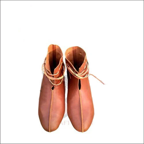 Bottes à lacets en cuir de l'époque médiévale paire de nouvelles chaussures...