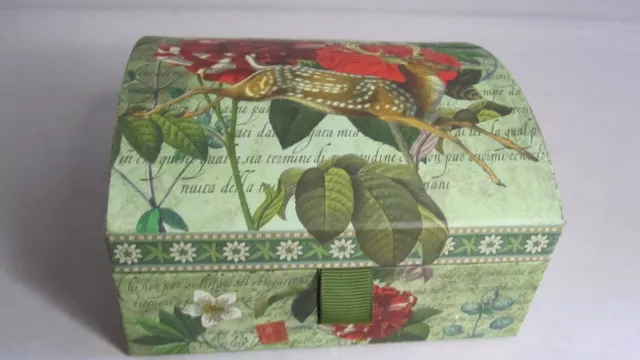 New Punch Studio Keepsake Christmas Box 2 Ginger Spice Soaps Reindeer Floral