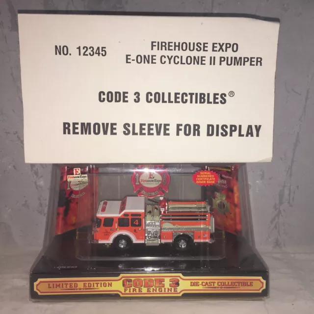 Code 3 Firehouse Expo E One Cyclone 2 Pumper 1:64 No. 12345 1999