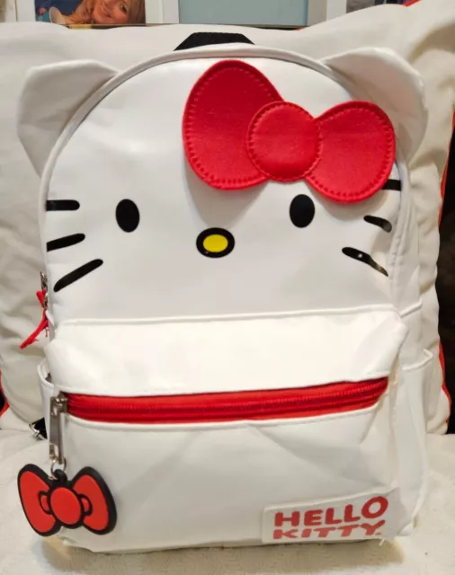 sanrio hello kitty Backpack 30 X 24 X 17 Cm Red And White Multiple Pockets