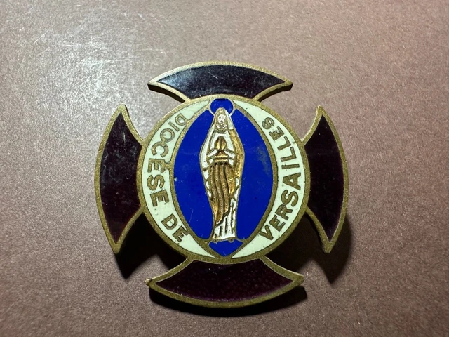 Insigne Badge Pèlerinage Diocèse De Nîmes à Lourdes – RG1118, Vintage