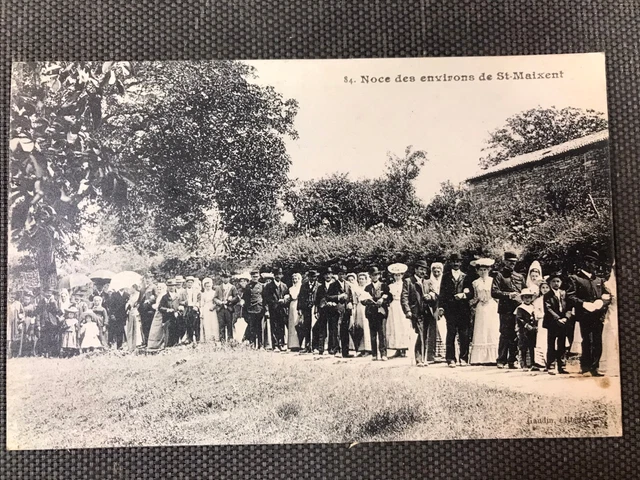 Carte postale ancienne cpa noces à Saint Maixent scène de vie costumes 1920