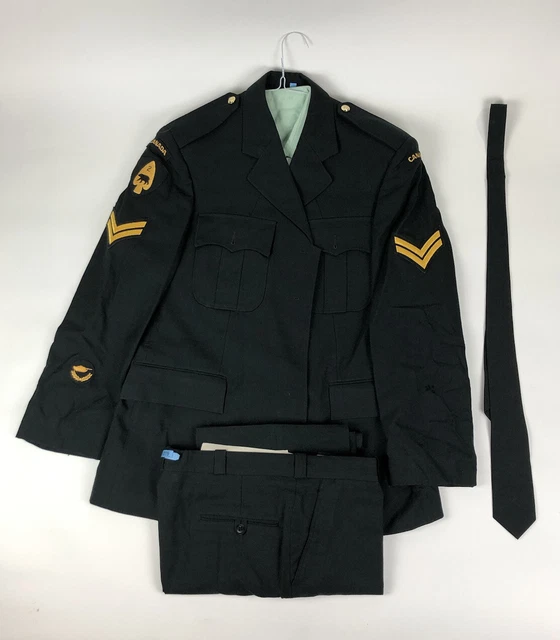1986 CANADIAN MILITARY Corporal’s Dress Uniform w/ Patches & Soldier’s ...