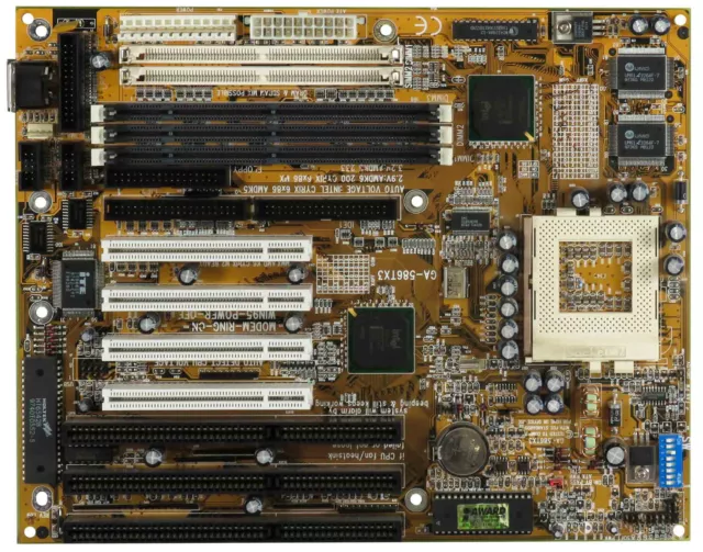 GIGABYTE GA-586TX3 Presa 7 3x Sdram 4x PCI 3x Isa Intel 430TX ATX 2