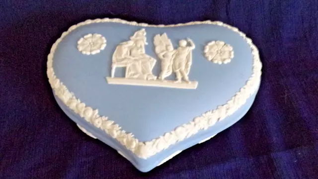 ANCIENNE BOITE BIJOUX PORCELAINE anglaise WEDGWOOD Bleu Blanc  BELLE OCCASION