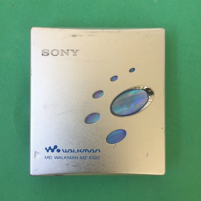 SONY MINIDISC WALKMAN Md Player Silver Model MZE520 Only Player no