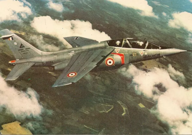 Carte Postale Grand Format Aviation Armee De L'air Avion De Chasse Alphajet