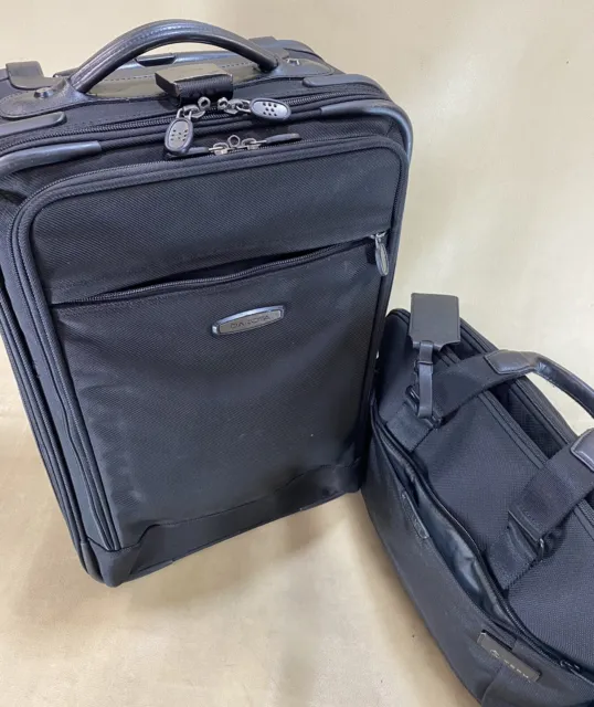 Used DAKOTA by Tumi Black 20" Upright Wheeled Suitcase & 15” T-tech Briefcase 5