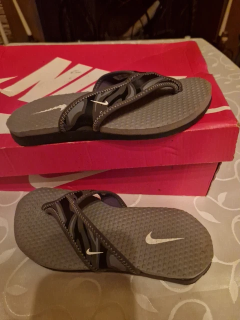 Nike flip flops size 15 hot sale