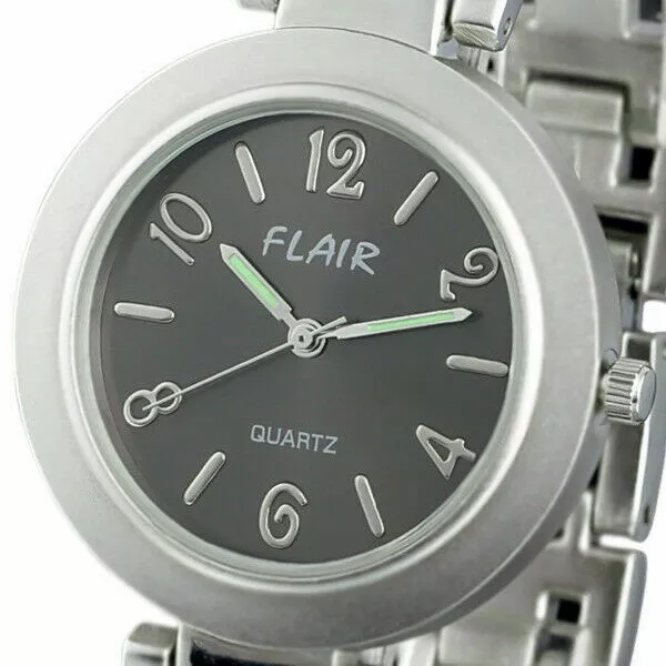 Edle Sportliche Herrenuhr von Flair Stahl Silber Anthrazit Uhr Design Armbanduhr