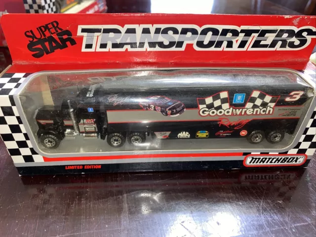 Matchbox Dale Earnhardt Sr #3 Super Star 1992 Goodwrench Transporter 1/87 Scale