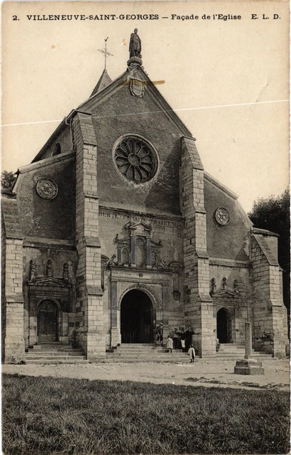 CPA Villeneuve St Georges Facade de l'Eglise (1346761)
