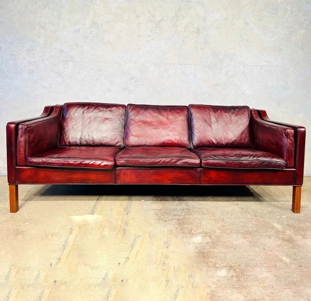 Borge Møgensen Model 2213 For Fredericia Danish Leather Three  Seater Deep Red