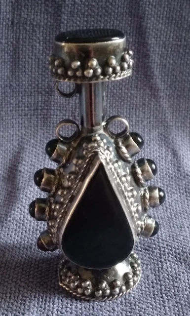 Ancien flacon boîte à khôl berbère en argent 925 pendentif argent et onyx bijou