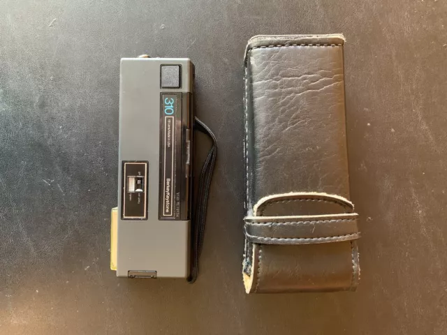 310 BerkeyKeystone Pocket Everflash Camera With Pouch