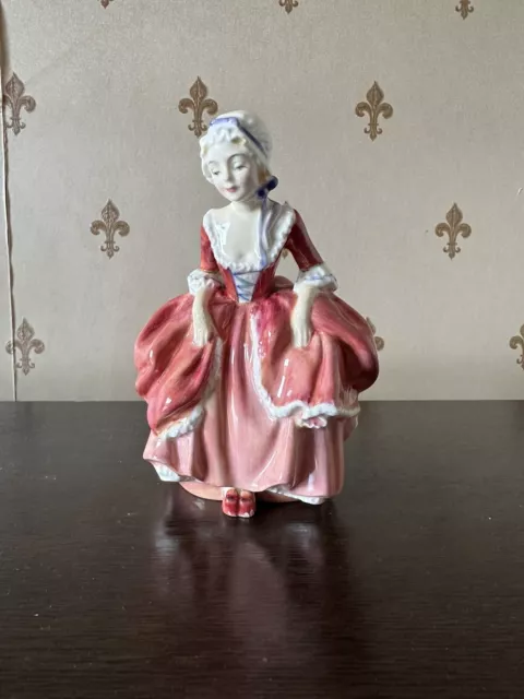 Vintage Royal Doulton Figurine HN 2037 “Goody Two Shoes” Superb Condition