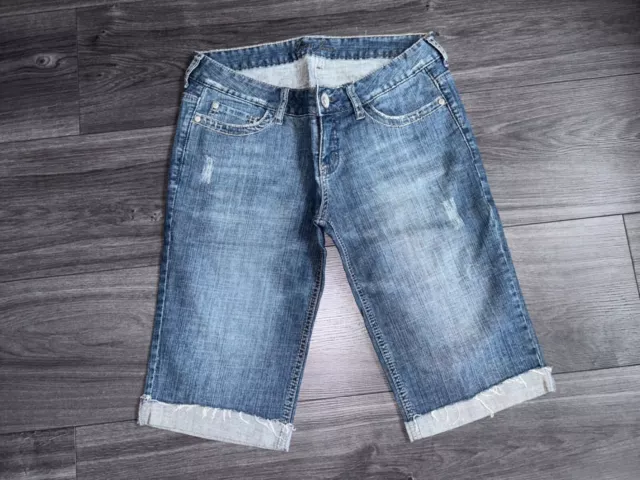 GUESS Jeansshorts Bermuda Gr. 28 Destroyed