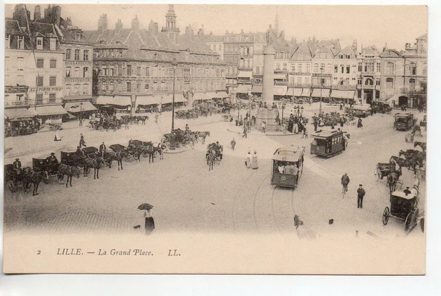LILLE - Nord - CPA 59 - les attelages de la grand'Place - les Tramways