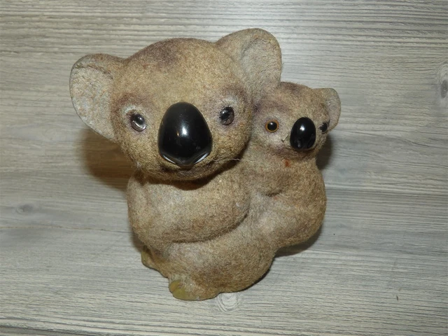 6” Vintage Flocked Koala Bear set Coin Bank w/ Stopper Mama Baby Hong Kong (32)