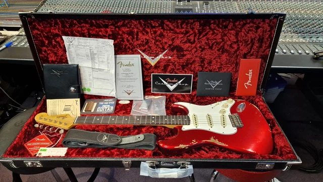 Fender Custom Shop 1965 '65 Stratocaster Heavy Relic Danish Pete Candy Apple Red