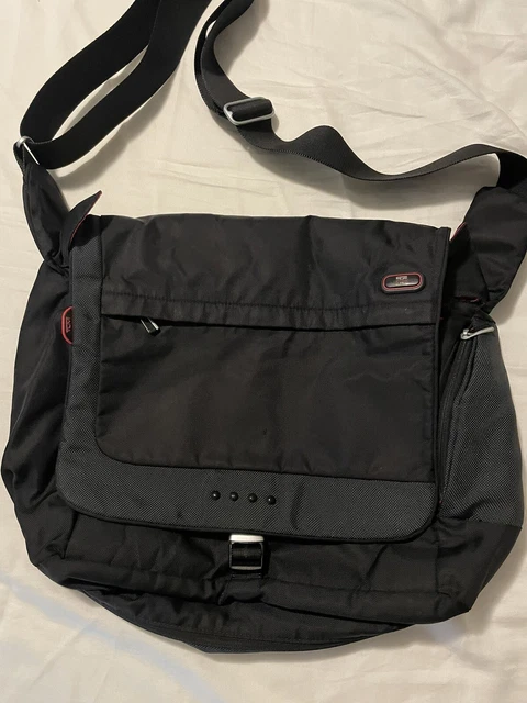 TUMI Tech Black Nylon Messenger Laptop Travel Bag 5112D Padded Expandable
