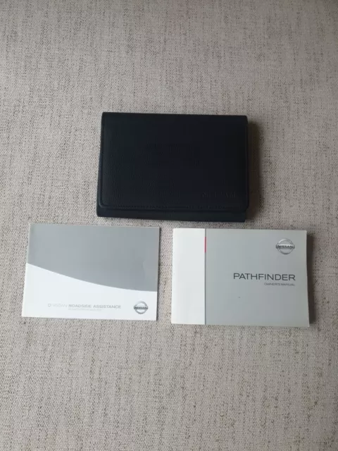 Nissan Pathfinder Wallet Owners Pack / Handbook / Manual  2004~2010 (2005)