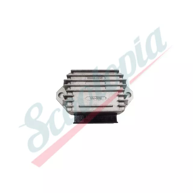 Scootopia Lambretta LI SX TV DL GP 12 Volt 3 Pin Regulator D5.1